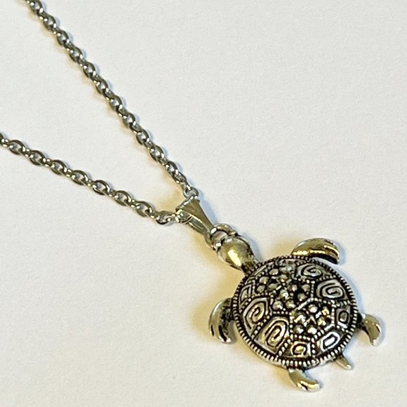 Silver Sea Turtle Necklace Marcasite Crystal Stainless Steel 20" Chain Plated - Picture 6 of 13
